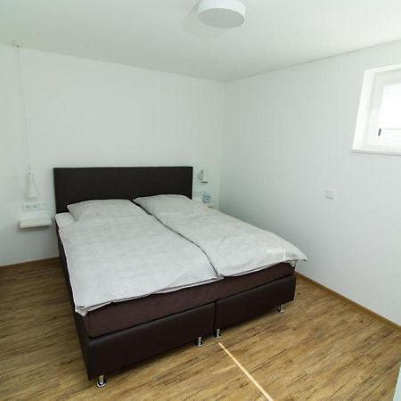 Ferienweingut Ulrike Thul Apartment Leiwen Ngoại thất bức ảnh